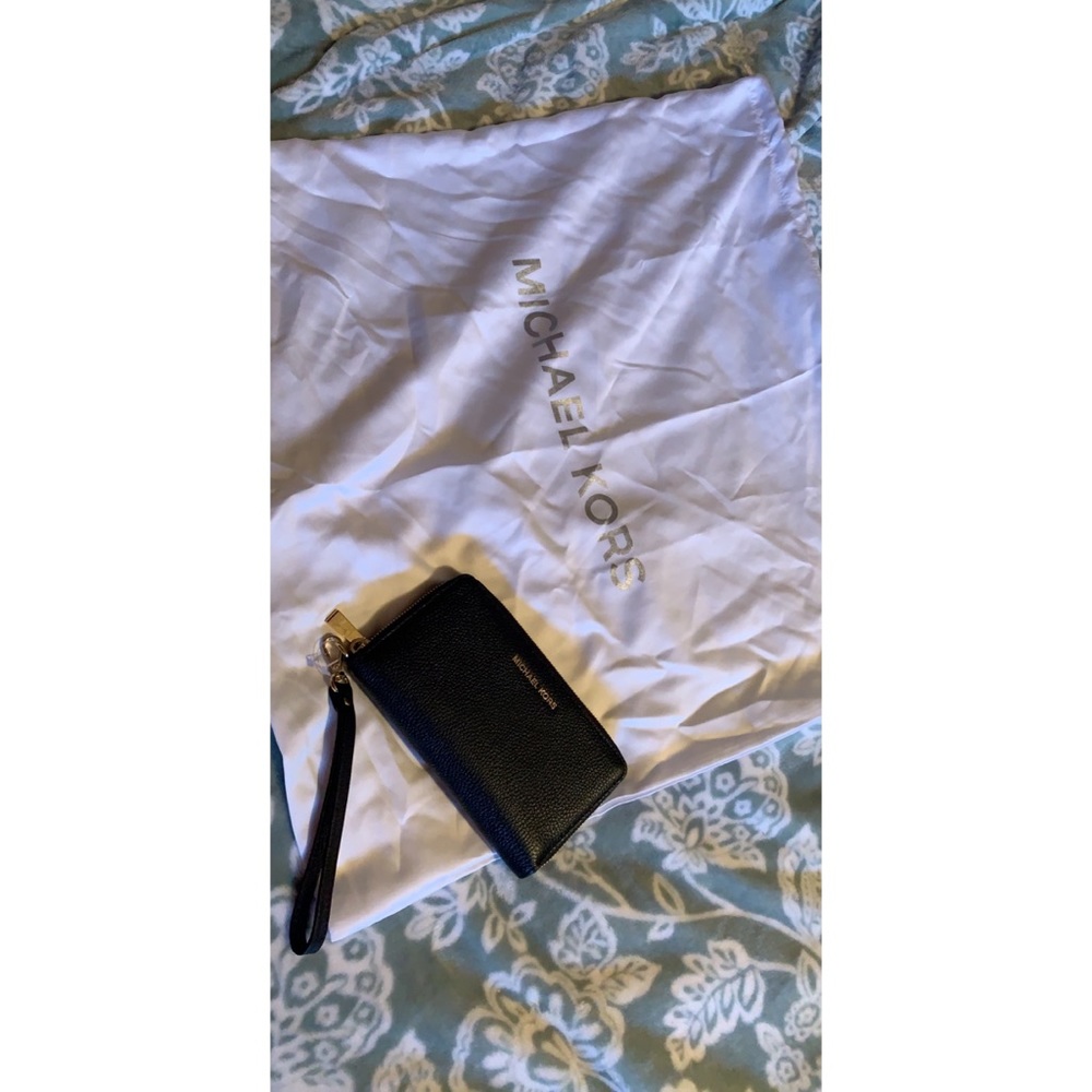 Michael Kors wallet